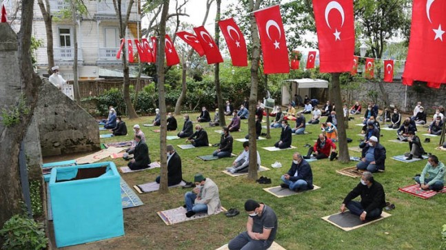 Pandemi Sonrası İlk Cuma Namazgahta Kılındı!..